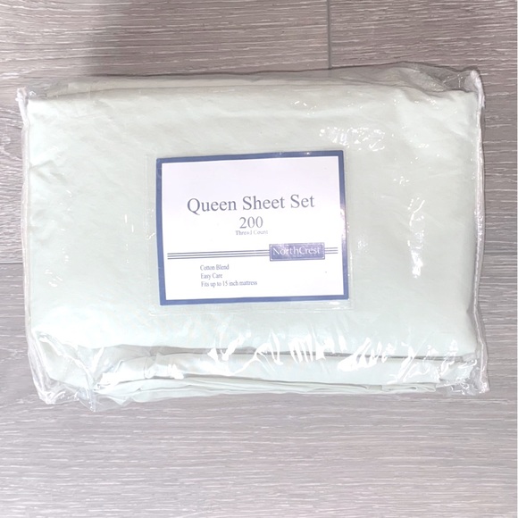 NEW! NORTHCREST Queen Sheet Set 200 Thread Count Cotton Blend Color: Sage - Picture 1 of 8